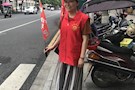 区残联组织开展文明交通我劝导主题党日活动