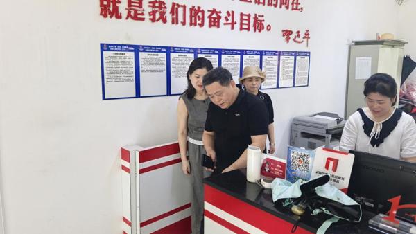武陵区深入基层指导“无障碍环境建设”工作