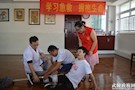 武陵区西城阳光家园组织智力残疾学员开展急救训练