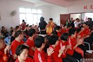 常德市海燕歌舞团为东城阳光家园学员开展“两节”爱心义演
